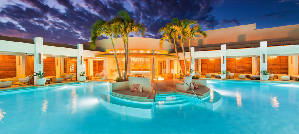 hotels grace bay beach